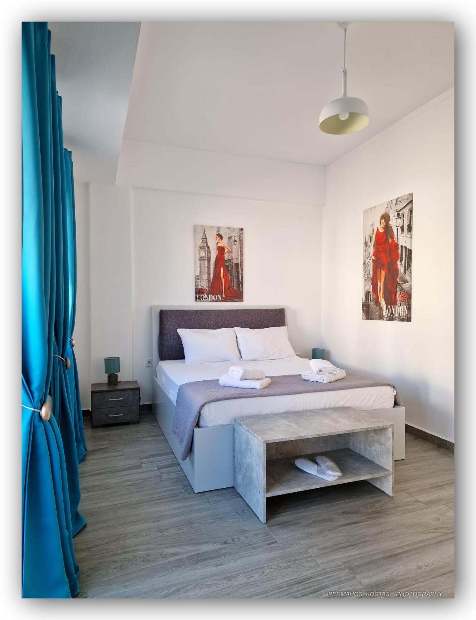 Welcome Syros Port Ermoupoli